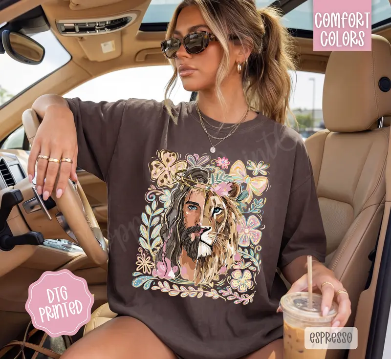 Lion of Judah coquette floral Christian tee